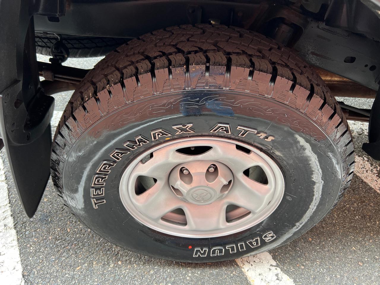 Toyota Tacoma 4WD Double Cab LB V6 AT TRD Off Road (Natl) 2011