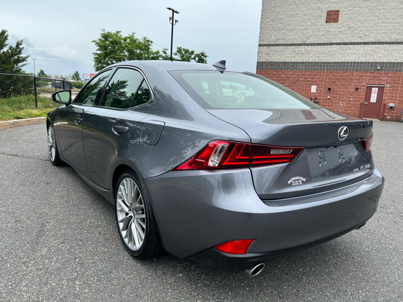 Lexus IS 300 AWD 2016