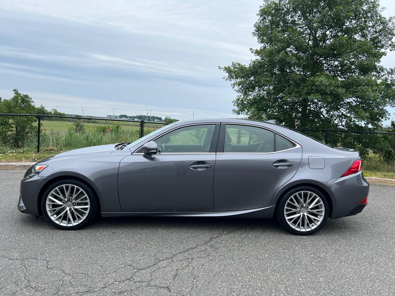 Lexus IS 300 AWD 2016