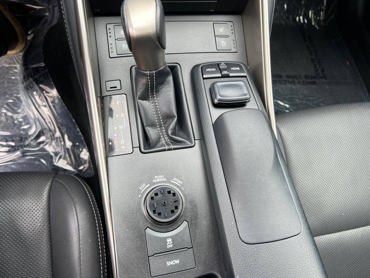 Lexus IS 300 AWD 2016