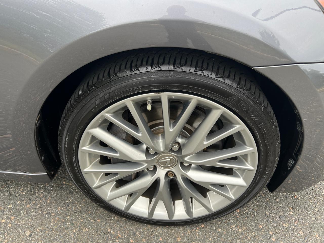 Lexus IS 300 AWD 2016