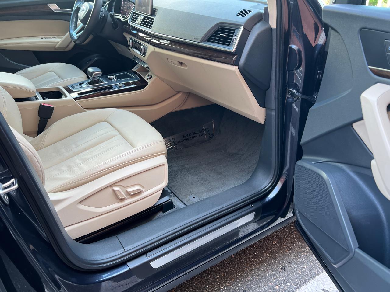 Audi Q5 2.0T Premium Plus quattro 2019