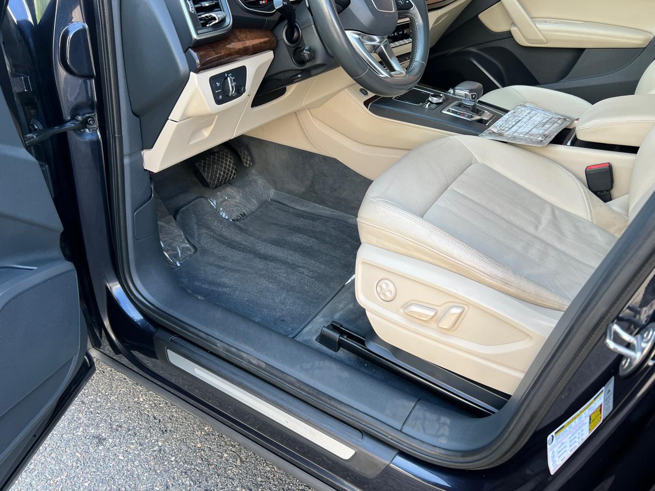 Audi Q5 2.0T Premium Plus quattro 2019
