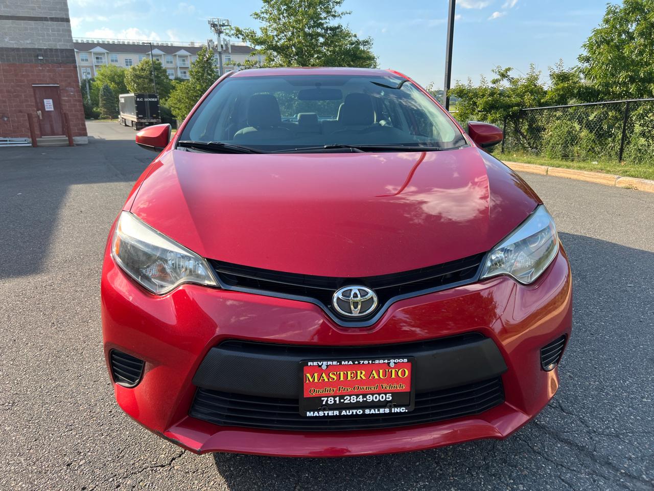 Toyota Corolla 4dr Sdn Auto LE (Natl) 2015
