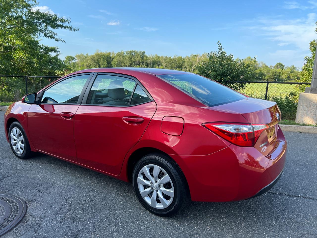 Toyota Corolla 4dr Sdn Auto LE (Natl) 2015