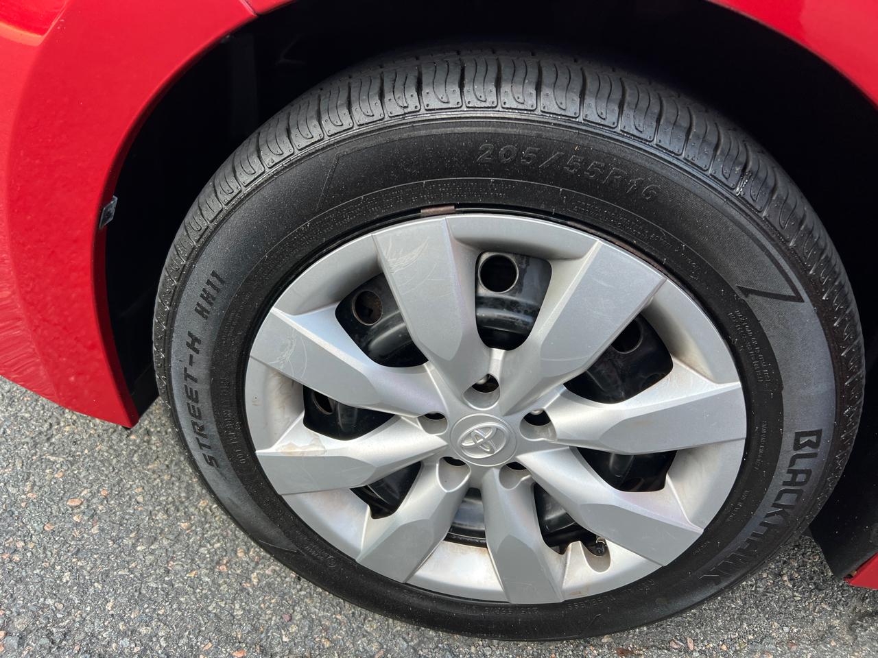 Toyota Corolla 4dr Sdn Auto LE (Natl) 2015
