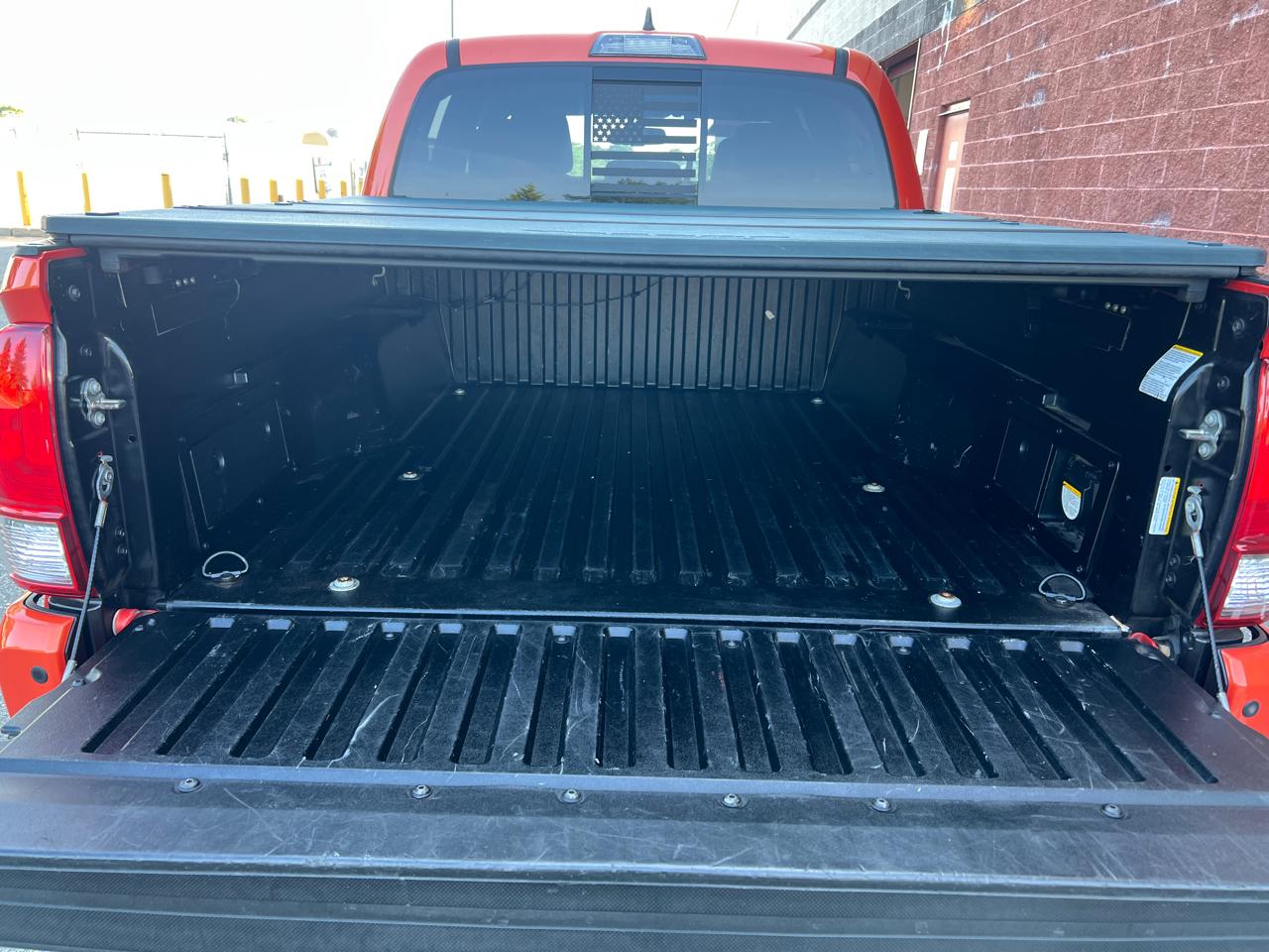 Toyota Tacoma 4WD Double Cab V6 AT TRD Sport (Natl) 2017