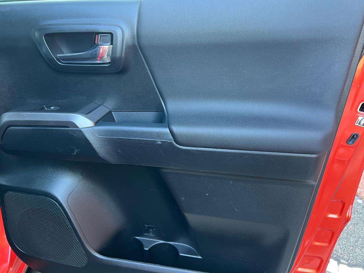 Toyota Tacoma 4WD Double Cab V6 AT TRD Sport (Natl) 2017
