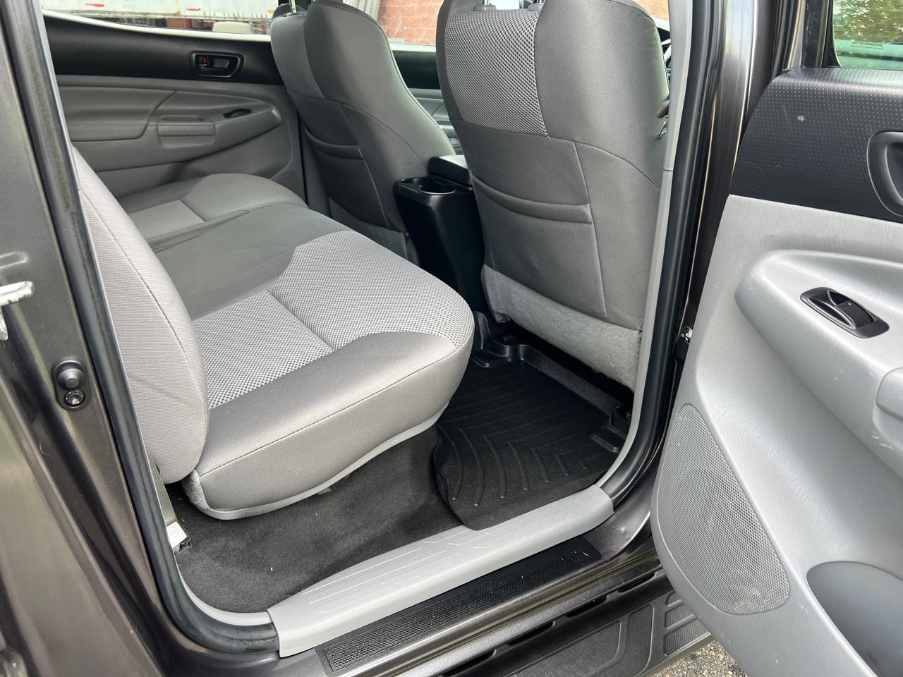 Toyota Tacoma 4WD Double Cab V6 AT TRD Off Road (Natl) 2015