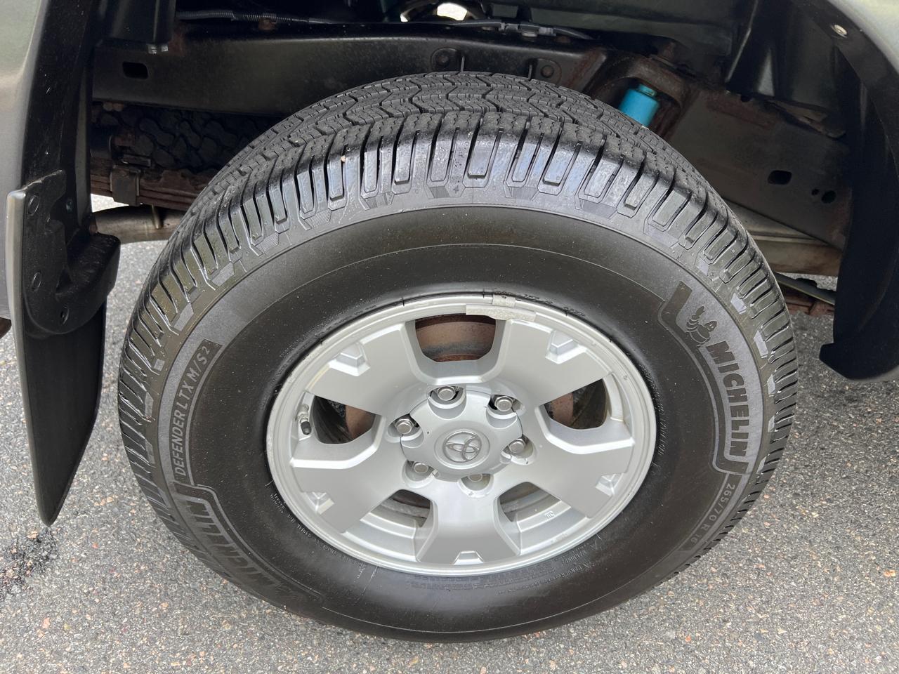 Toyota Tacoma 4WD Double Cab V6 AT TRD Off Road (Natl) 2015