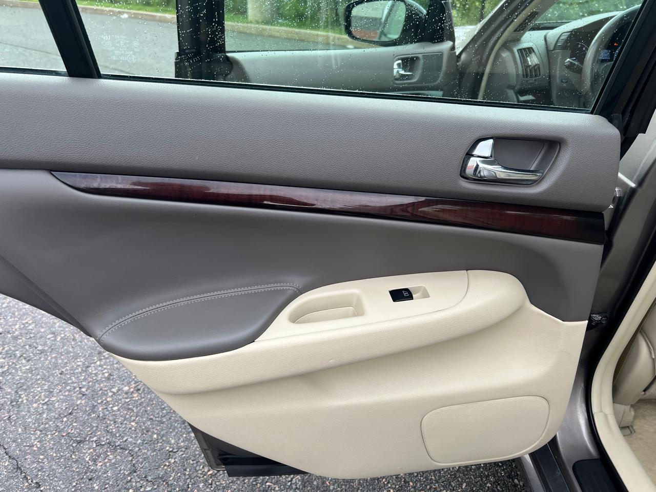 Infiniti G Sedan 37x AWD 2013