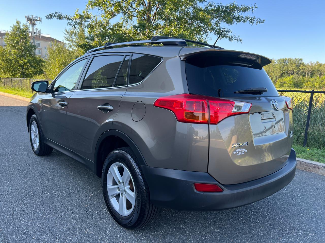 Toyota RAV4 XLE AWD 2015