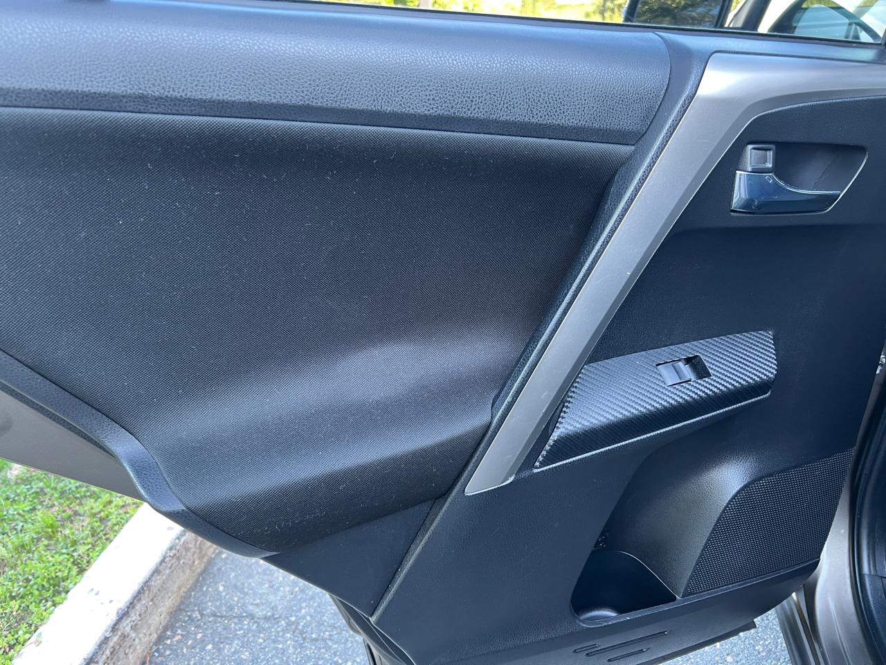 Toyota RAV4 XLE AWD 2015