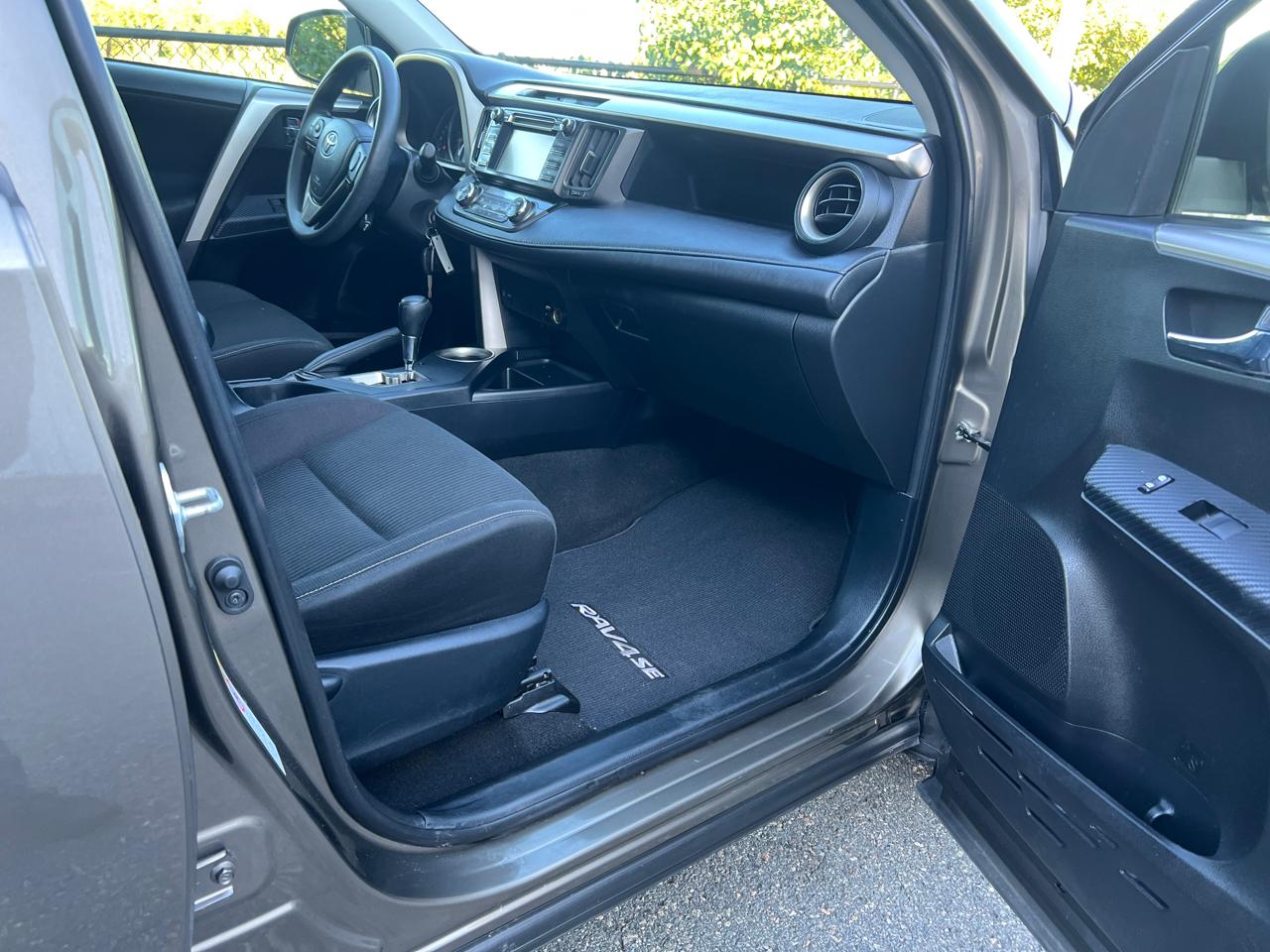 Toyota RAV4 XLE AWD 2015