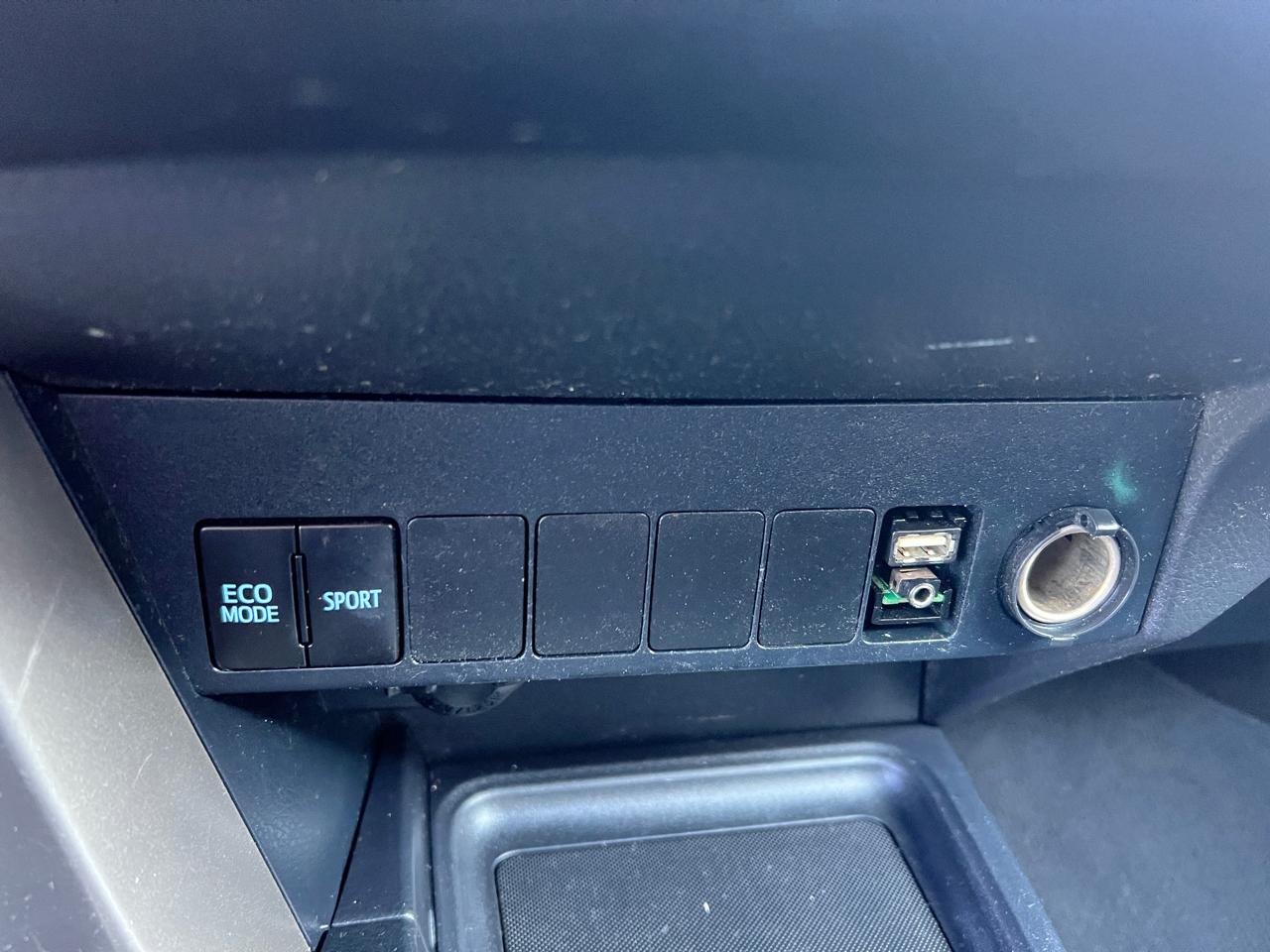 Toyota RAV4 XLE AWD 2015