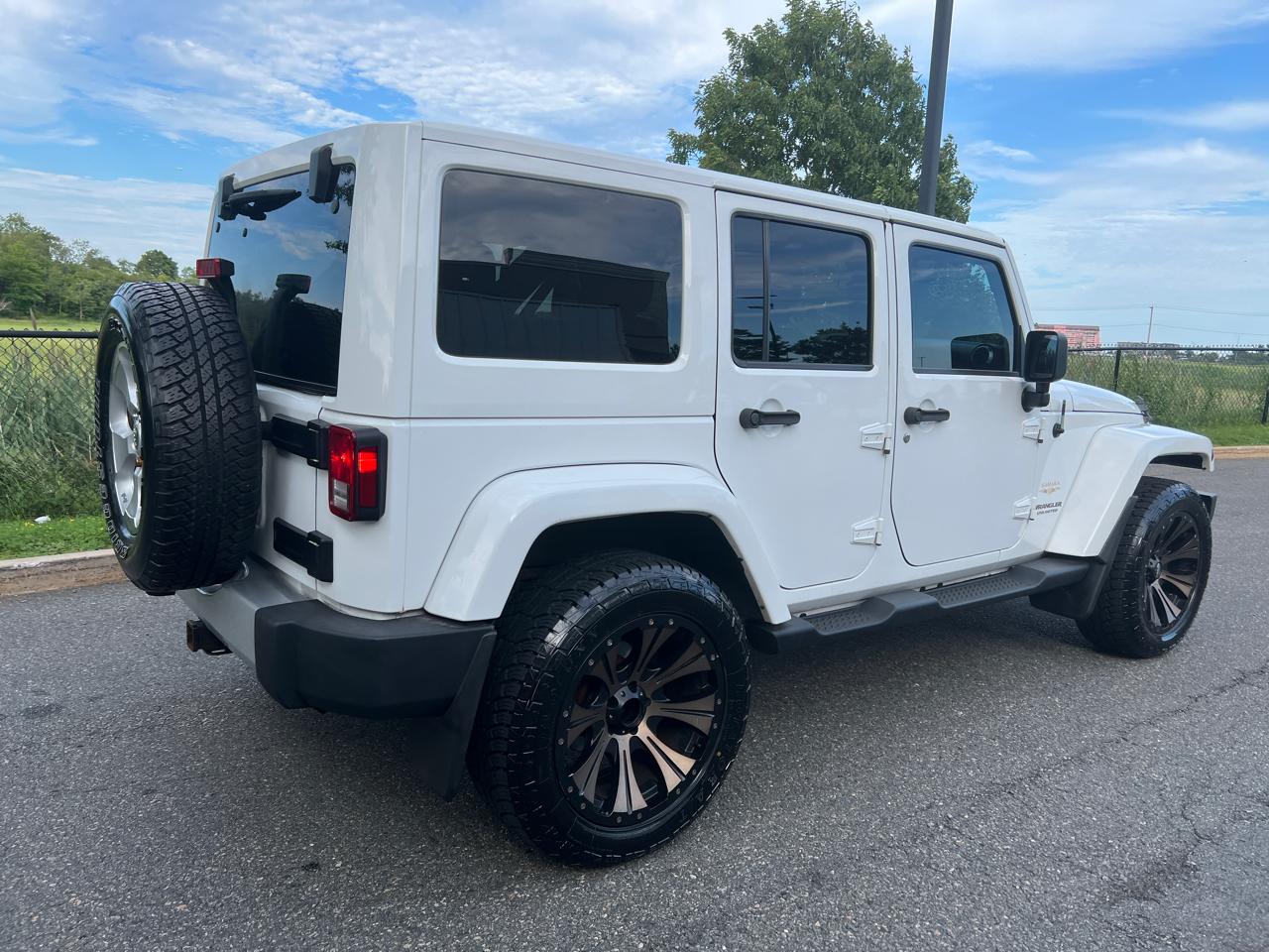 Jeep Wrangler Unlimited Sahara 4WD 2014