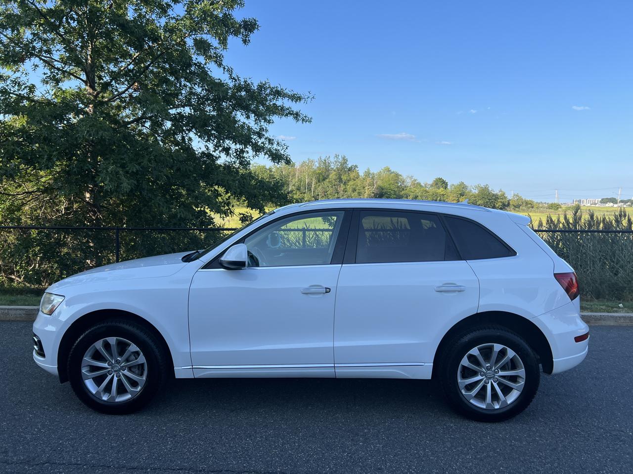 Audi Q5 2.0T Premium Plus quattro 2015
