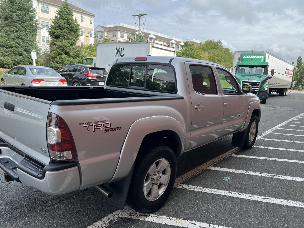 Toyota Tacoma TRD Sport Dbl Cab 4WD at 2011