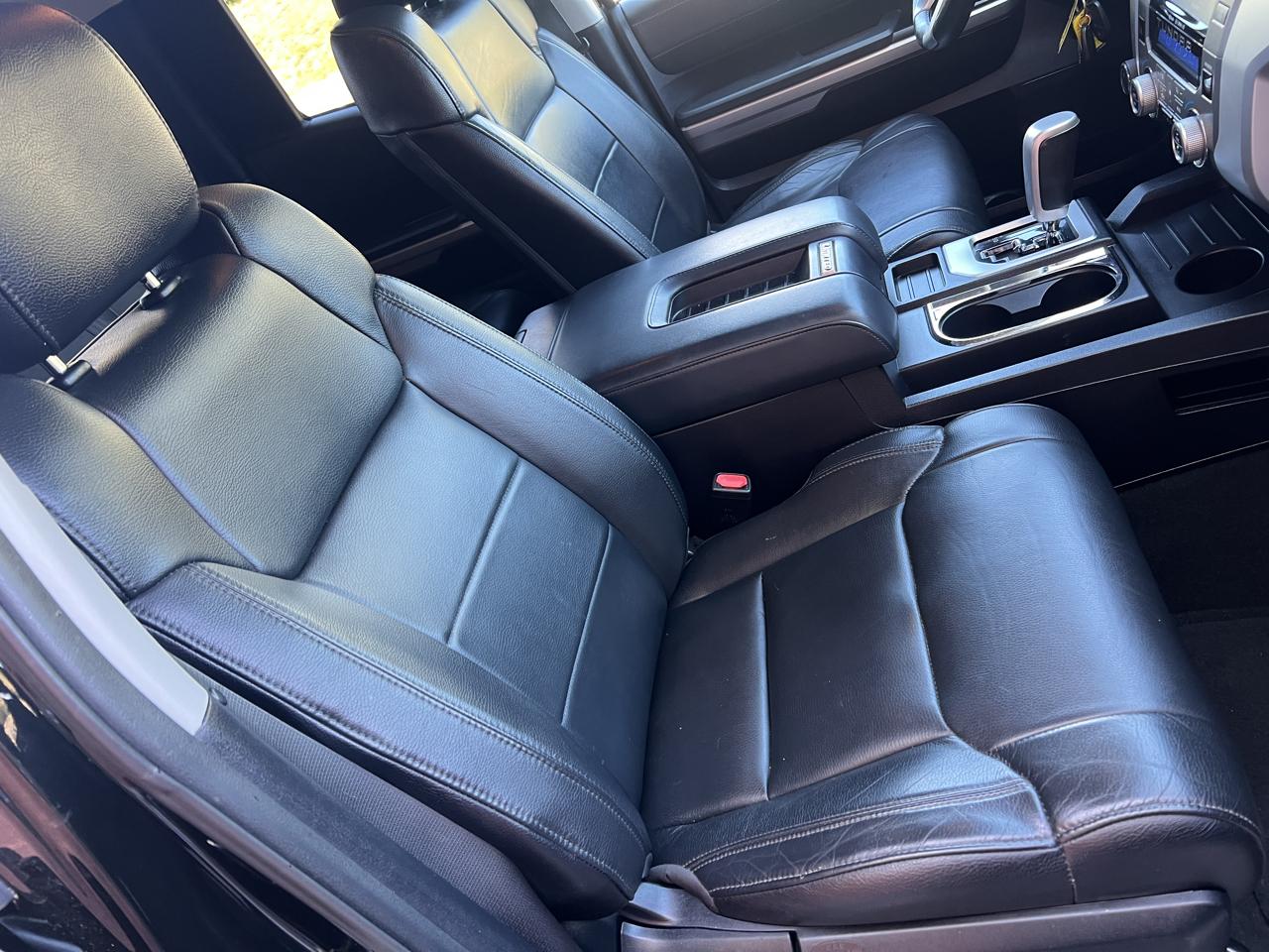 Toyota Tundra Limited 5.7L Double Cab 4WD 2016