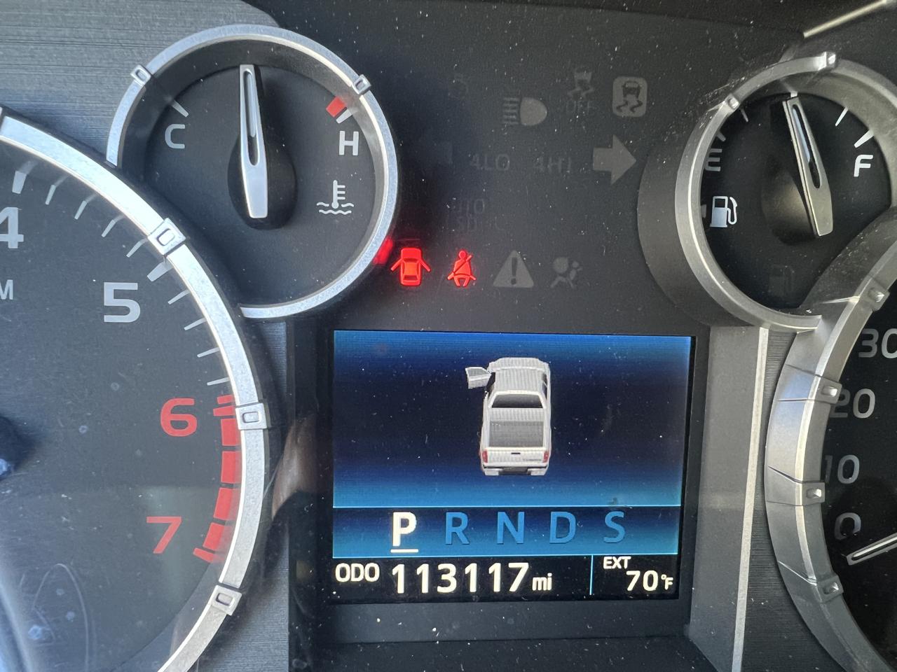 Toyota Tundra Limited 5.7L Double Cab 4WD 2016