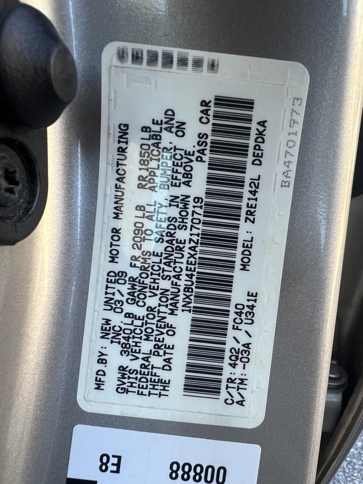 Toyota Corolla 4dr Sdn Auto LE (Natl) 2010