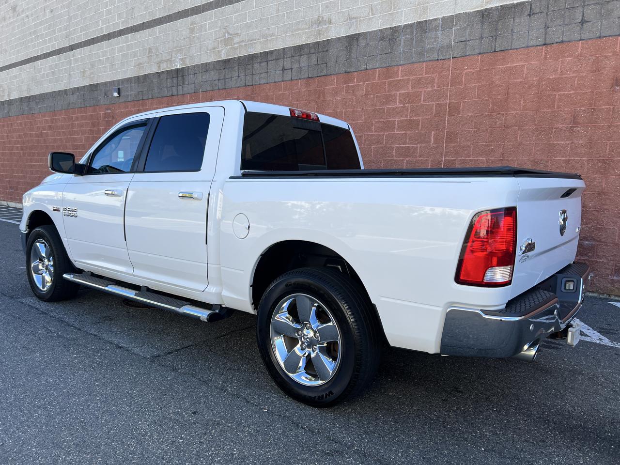 RAM 1500 Big Horn Quad Cab 4WD SWB 2017