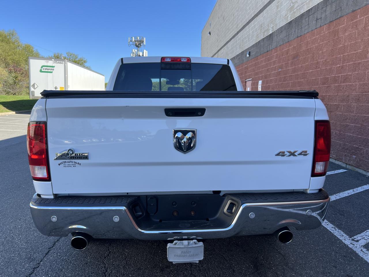 RAM 1500 Big Horn Quad Cab 4WD SWB 2017
