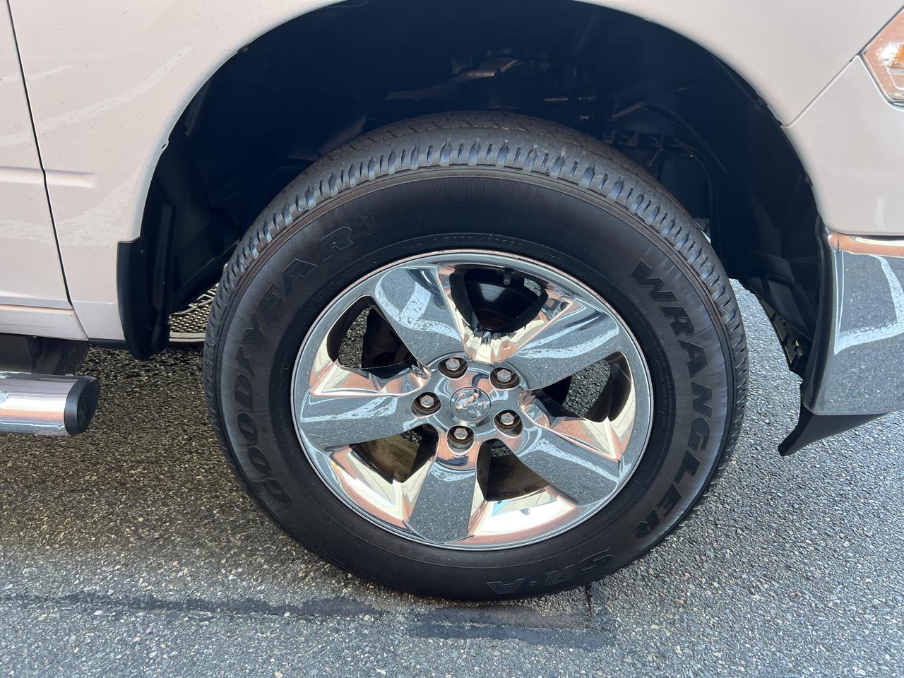 RAM 1500 Big Horn Quad Cab 4WD SWB 2017