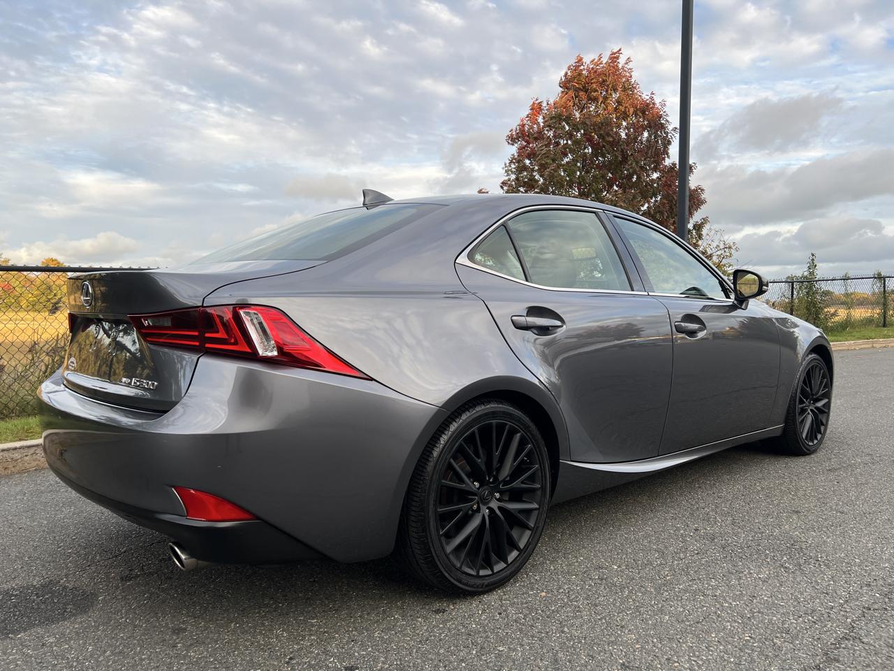 Lexus IS 300 AWD 2016