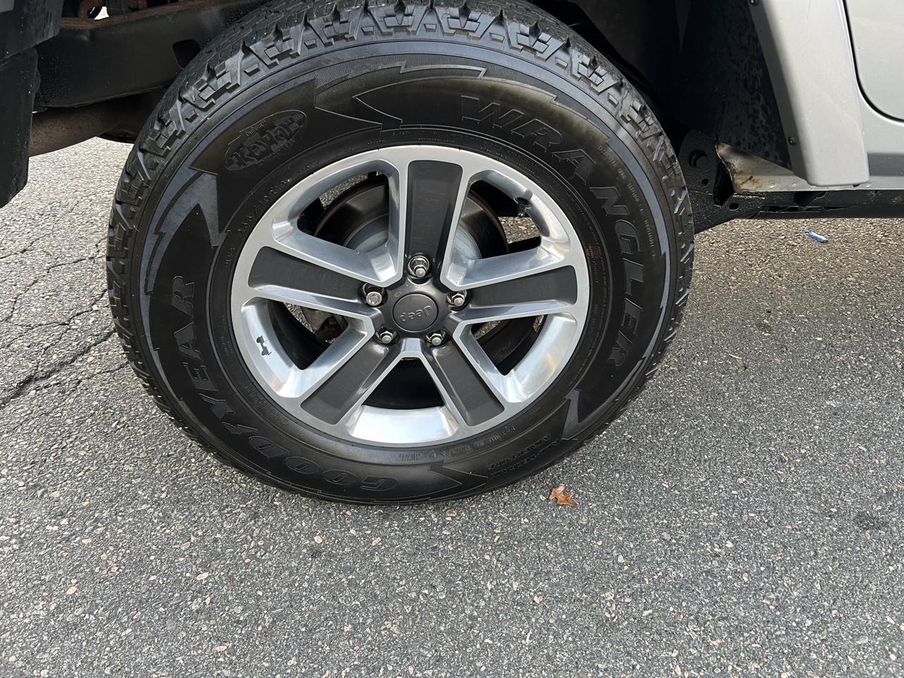 Jeep Wrangler Unlimited Freedom 4x4 2015