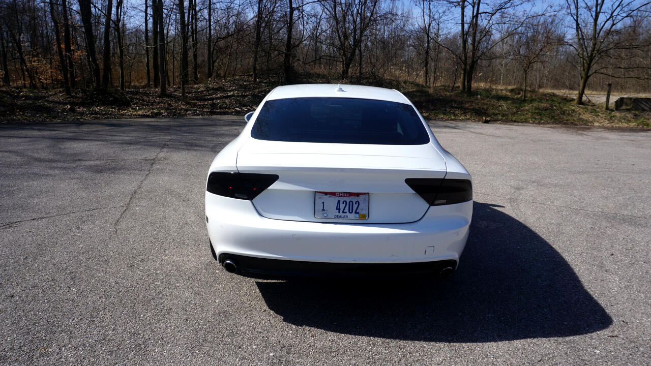 Audi A7 4dr HB quattro 3.0 Premium Plus 2012