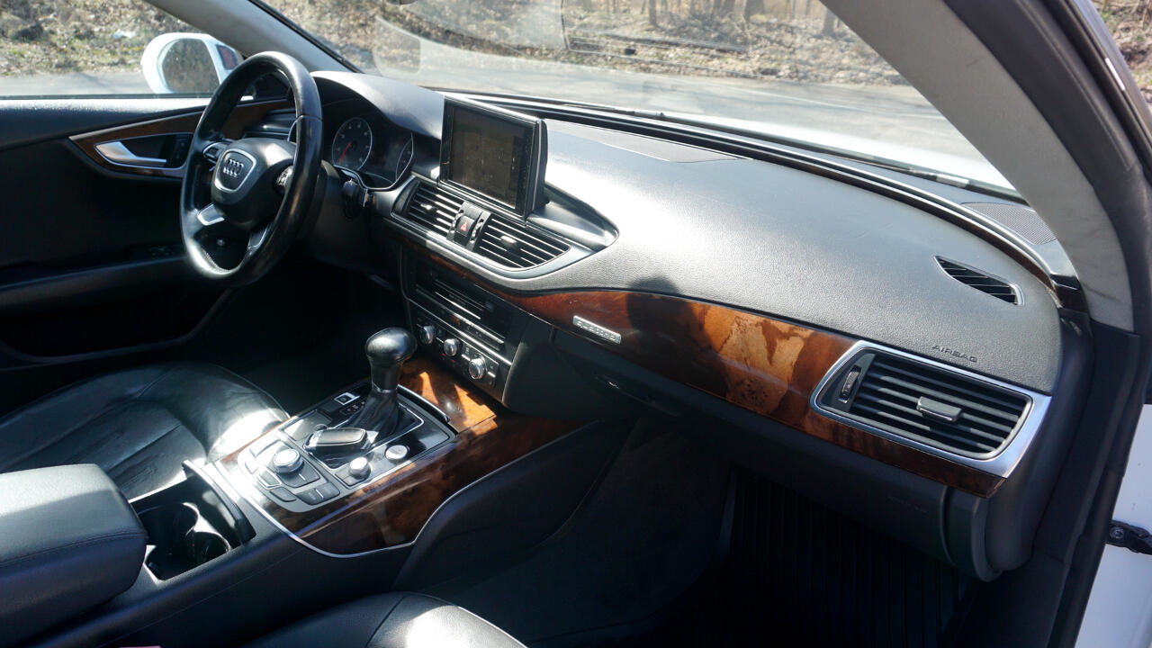 Audi A7 4dr HB quattro 3.0 Premium Plus 2012