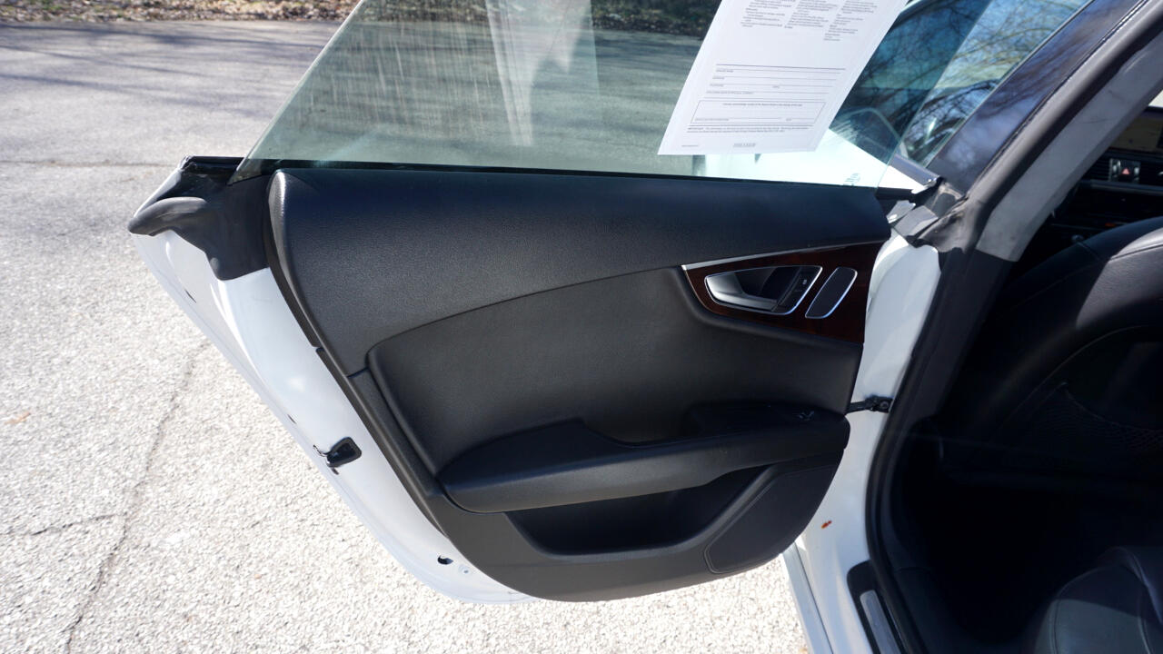 Audi A7 4dr HB quattro 3.0 Premium Plus 2012