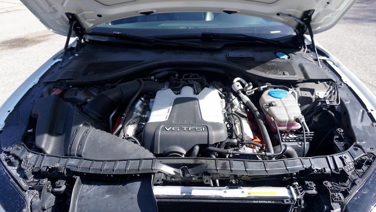 Audi A7 4dr HB quattro 3.0 Premium Plus 2012