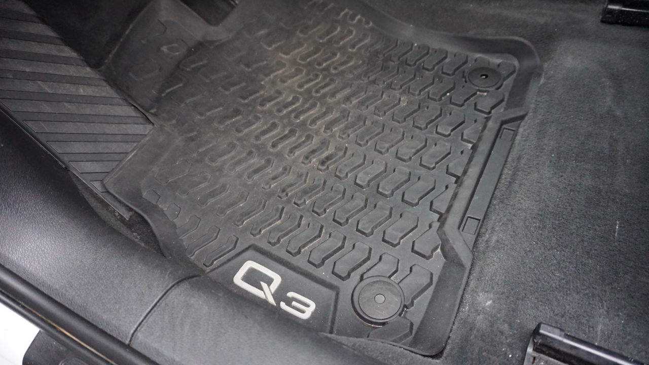 Audi Q3 2.0 TFSI Premium quattro AWD 2017