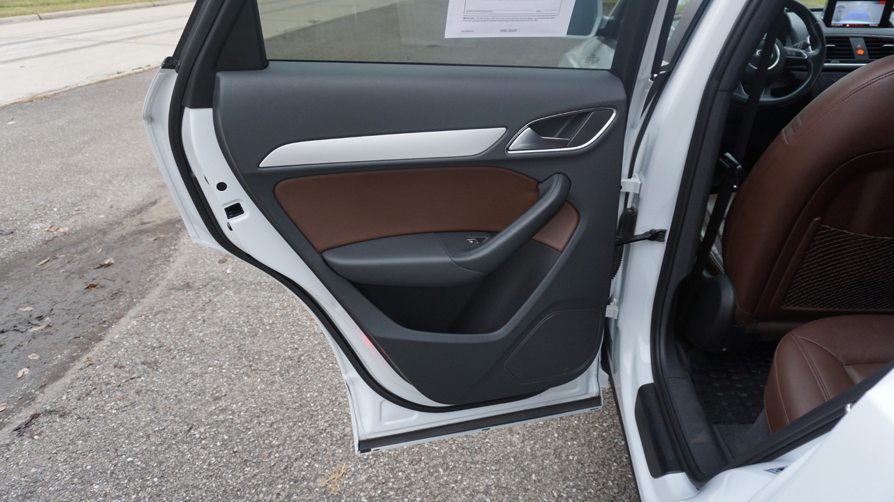 Audi Q3 2.0 TFSI Premium quattro AWD 2017