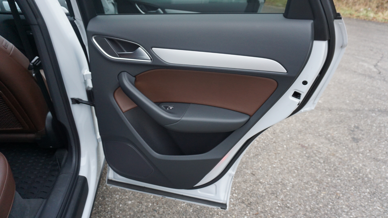 Audi Q3 2.0 TFSI Premium quattro AWD 2017