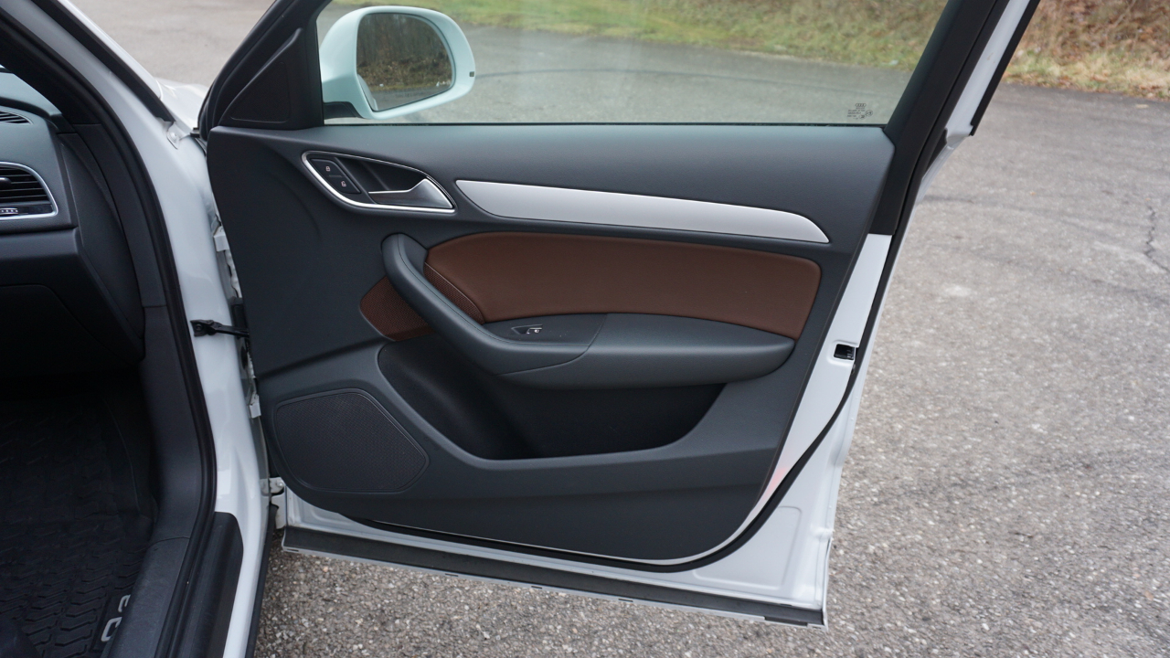 Audi Q3 2.0 TFSI Premium quattro AWD 2017