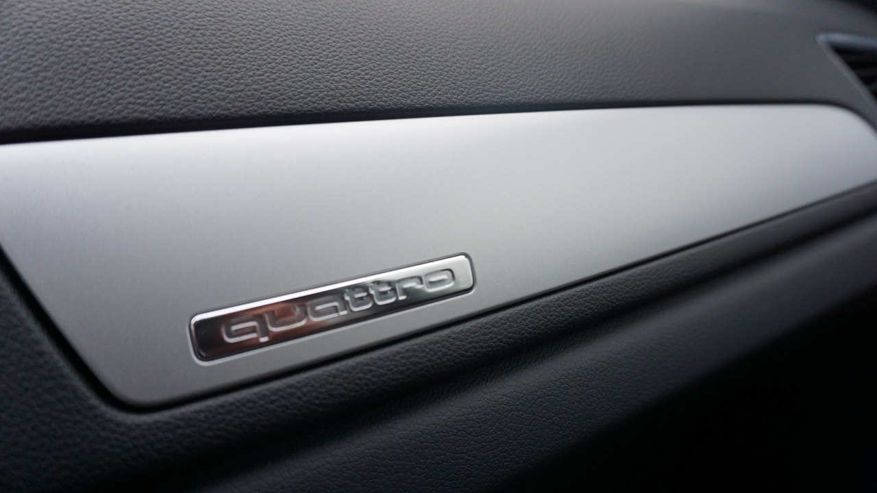 Audi Q3 2.0 TFSI Premium quattro AWD 2017