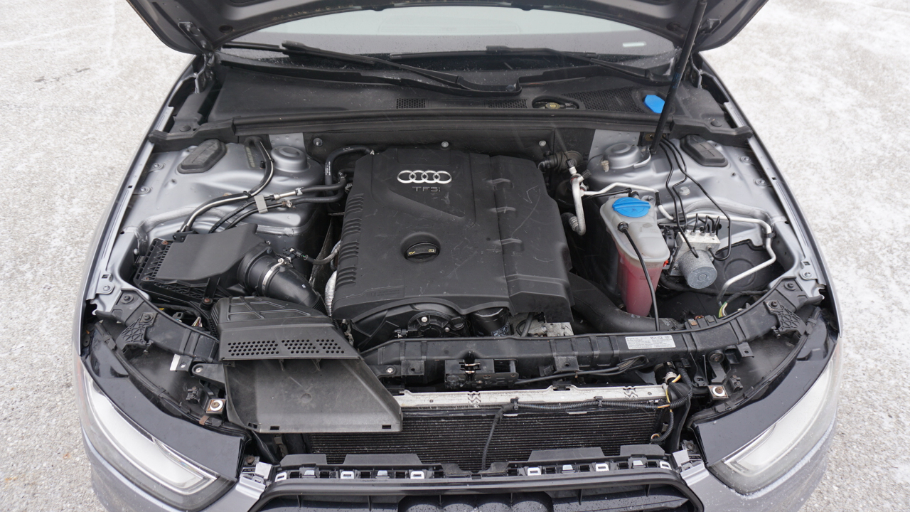 Audi A4 4dr Sdn Auto quattro 2.0T Premium Plus 2015