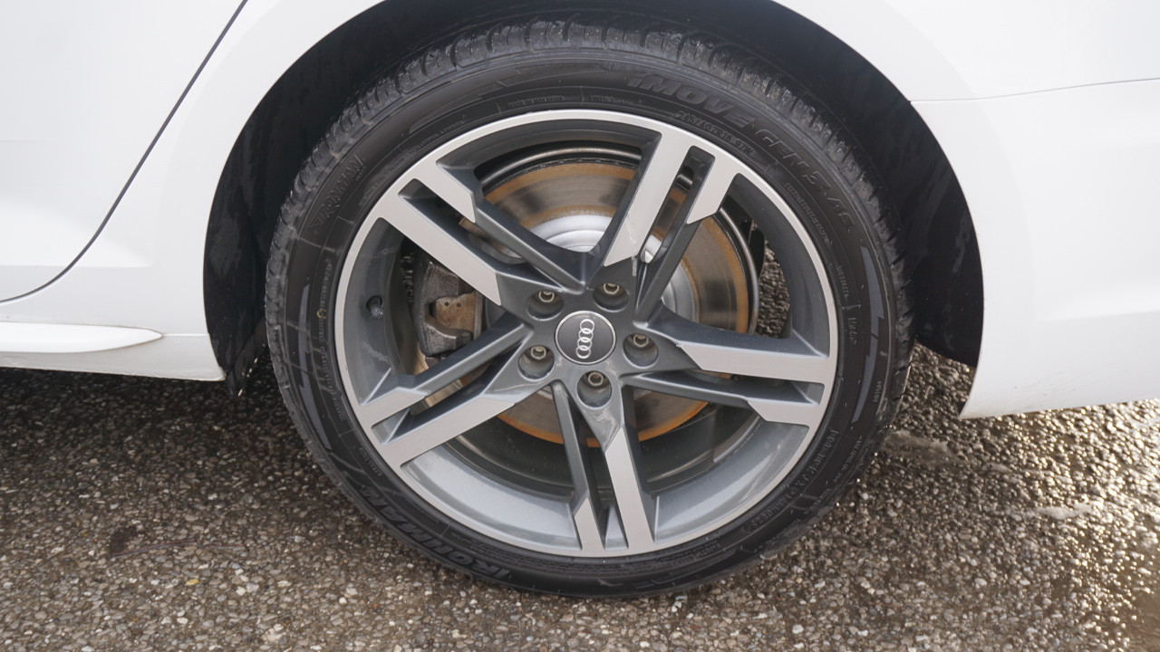 Audi A4 2.0 TFSI Auto Premium Plus quattro AWD 2017