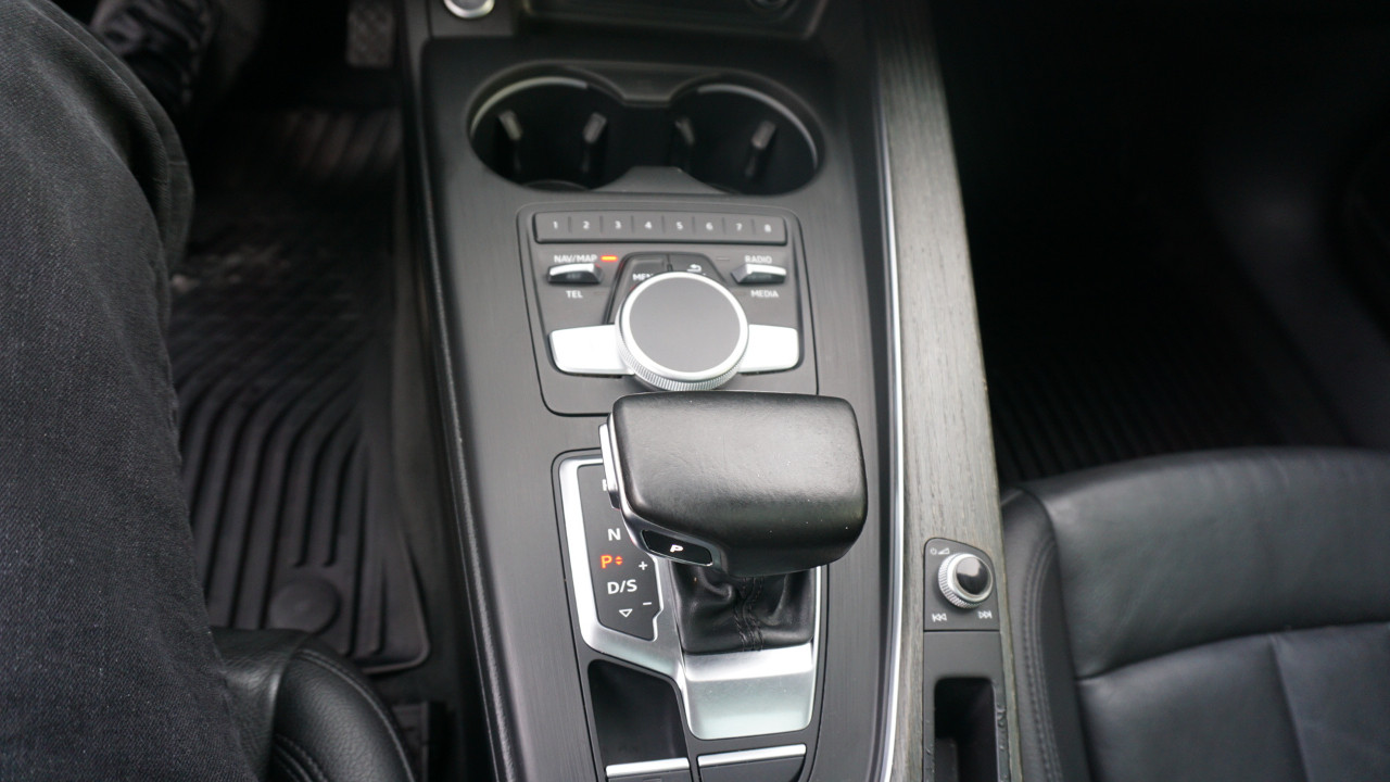 Audi A4 2.0 TFSI Auto Premium Plus quattro AWD 2017