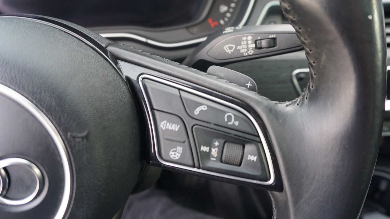 Audi A4 2.0 TFSI Auto Premium Plus quattro AWD 2017