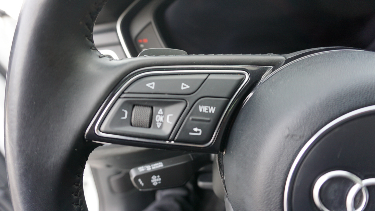 Audi A4 2.0 TFSI Auto Premium Plus quattro AWD 2017