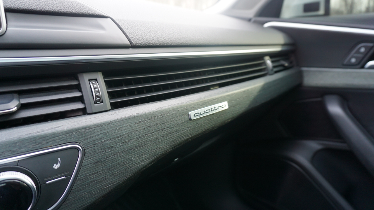 Audi A4 2.0 TFSI Auto Premium Plus quattro AWD 2017