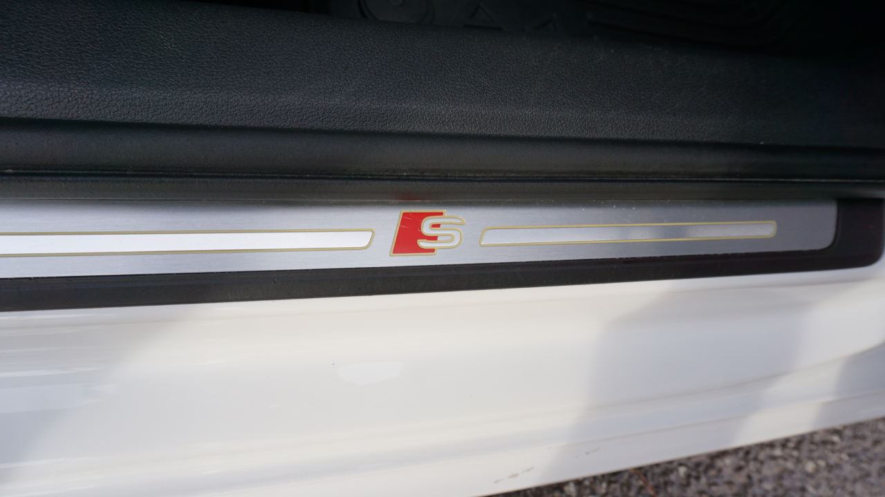 Audi A4 2.0 TFSI Auto Premium Plus quattro AWD 2017