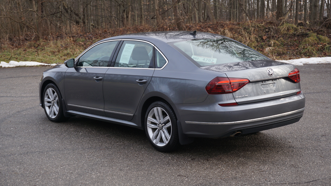Volkswagen Passat 1.8T SE w/Technology Auto 2017