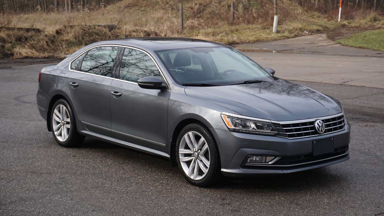 Volkswagen Passat 1.8T SE w/Technology Auto 2017