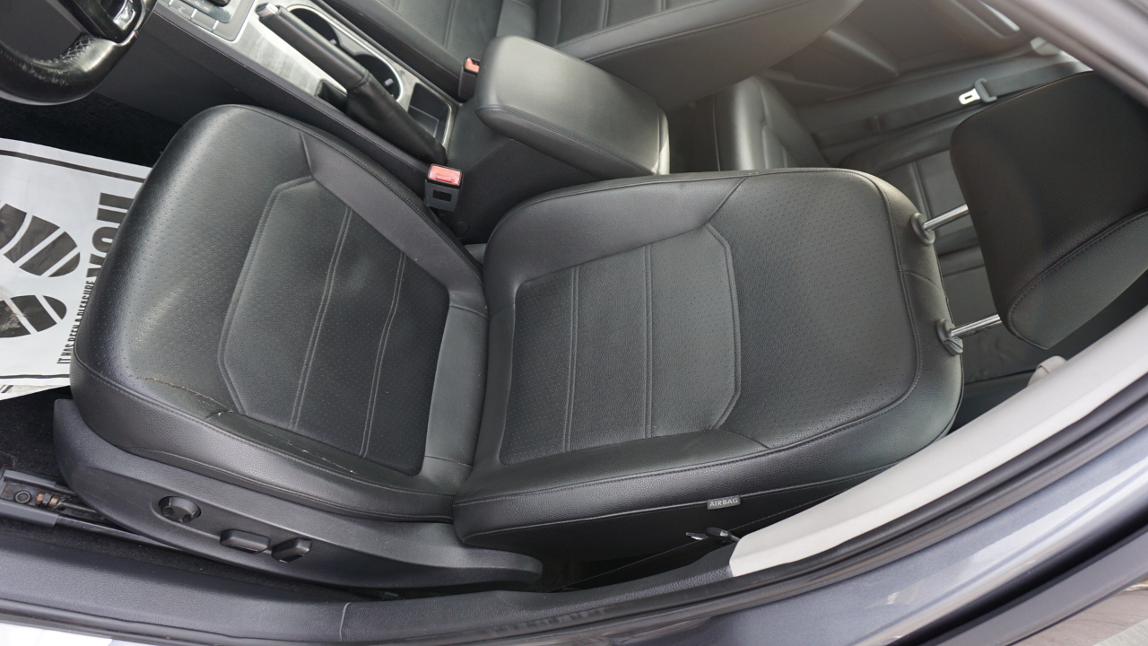 Volkswagen Passat 1.8T SE w/Technology Auto 2017