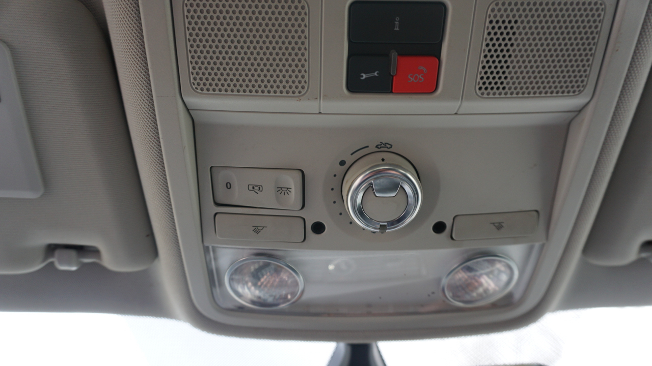 Volkswagen Passat 1.8T SE w/Technology Auto 2017